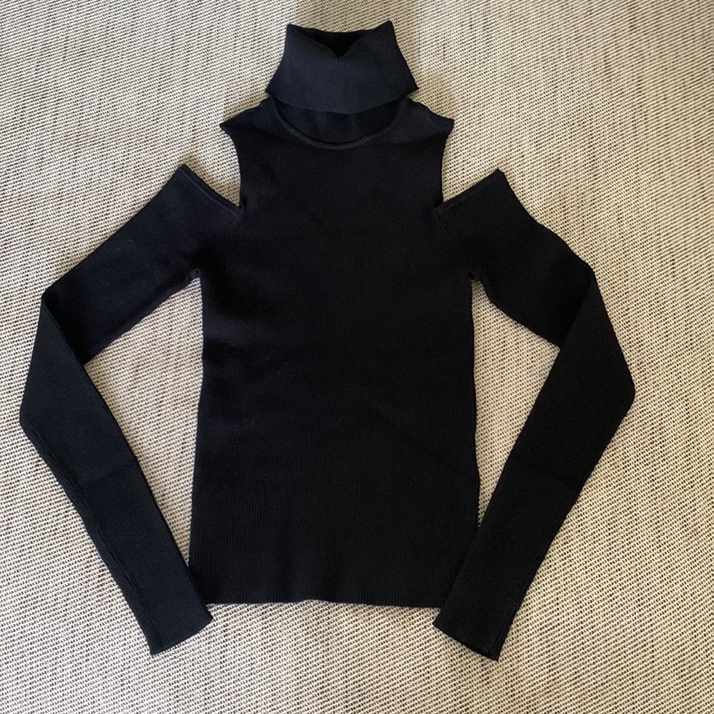 NWT A.L.C. Could shoulder turtleneck top XS